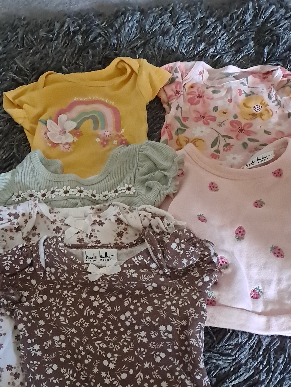 Nicole Miller/Gerber Floral & Rainbow Baby Onesie Set And Sweatshirt